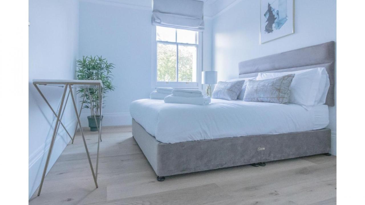 Royal Kensington In Cromwell Road Apartment ลอนดอน ภายนอก รูปภาพ