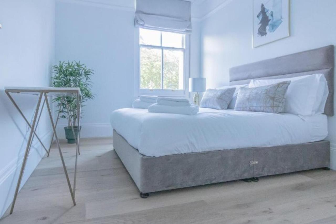 Royal Kensington In Cromwell Road Apartment ลอนดอน ภายนอก รูปภาพ