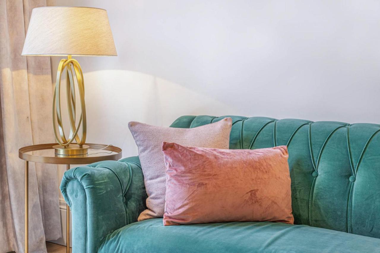 Royal Kensington In Cromwell Road Apartment ลอนดอน ภายนอก รูปภาพ