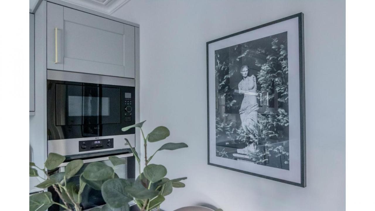 Royal Kensington In Cromwell Road Apartment ลอนดอน ภายนอก รูปภาพ