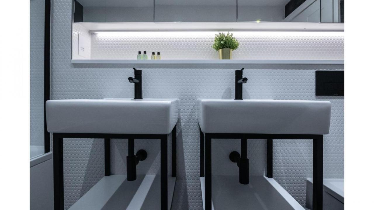 Royal Kensington In Cromwell Road Apartment ลอนดอน ภายนอก รูปภาพ