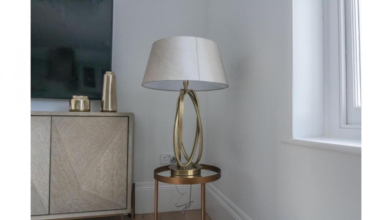 Royal Kensington In Cromwell Road Apartment ลอนดอน ภายนอก รูปภาพ